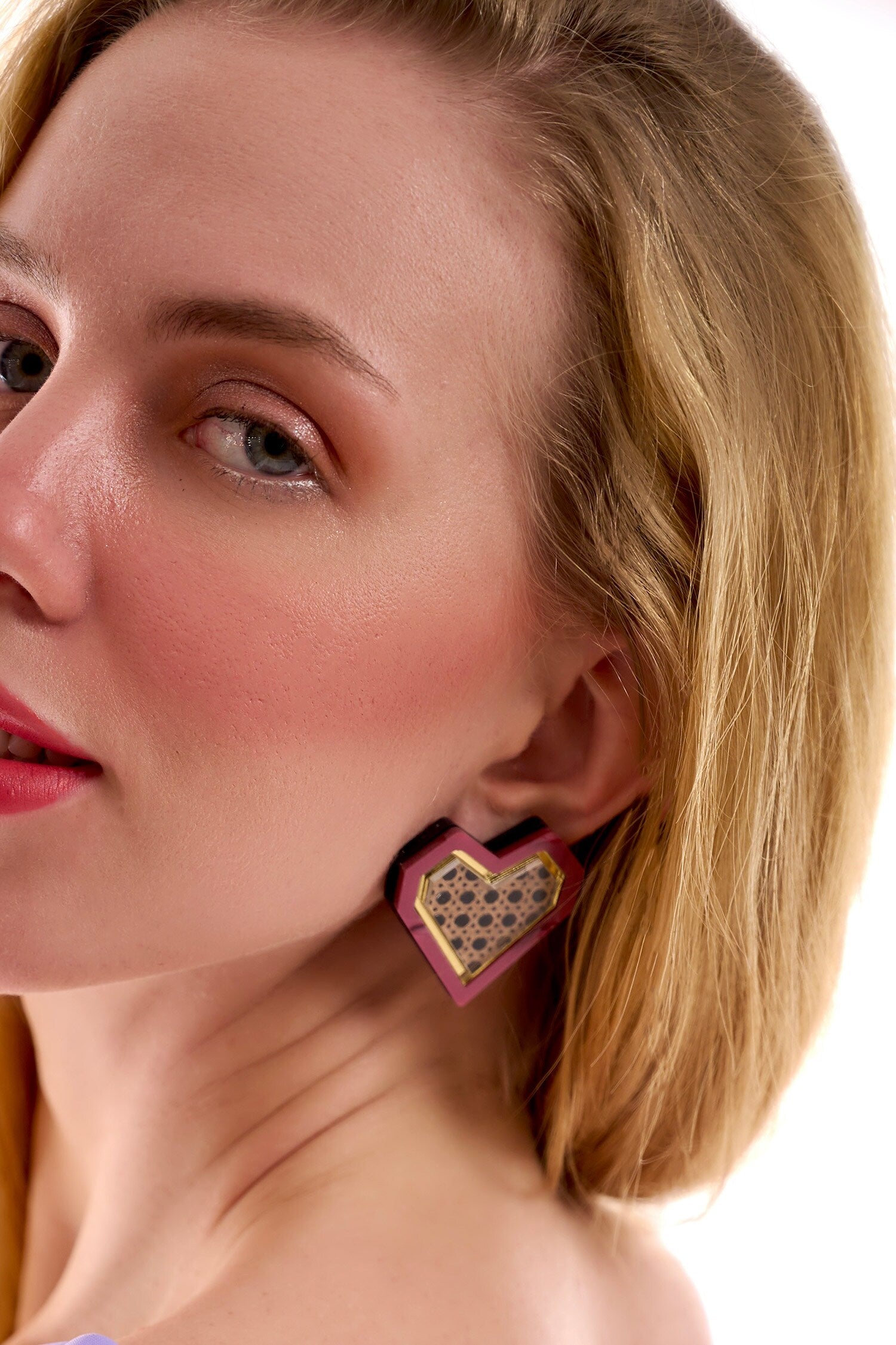 The Rattan Heart Studs 