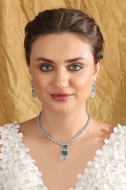 Crystal Embellished Pendant Necklace Set 