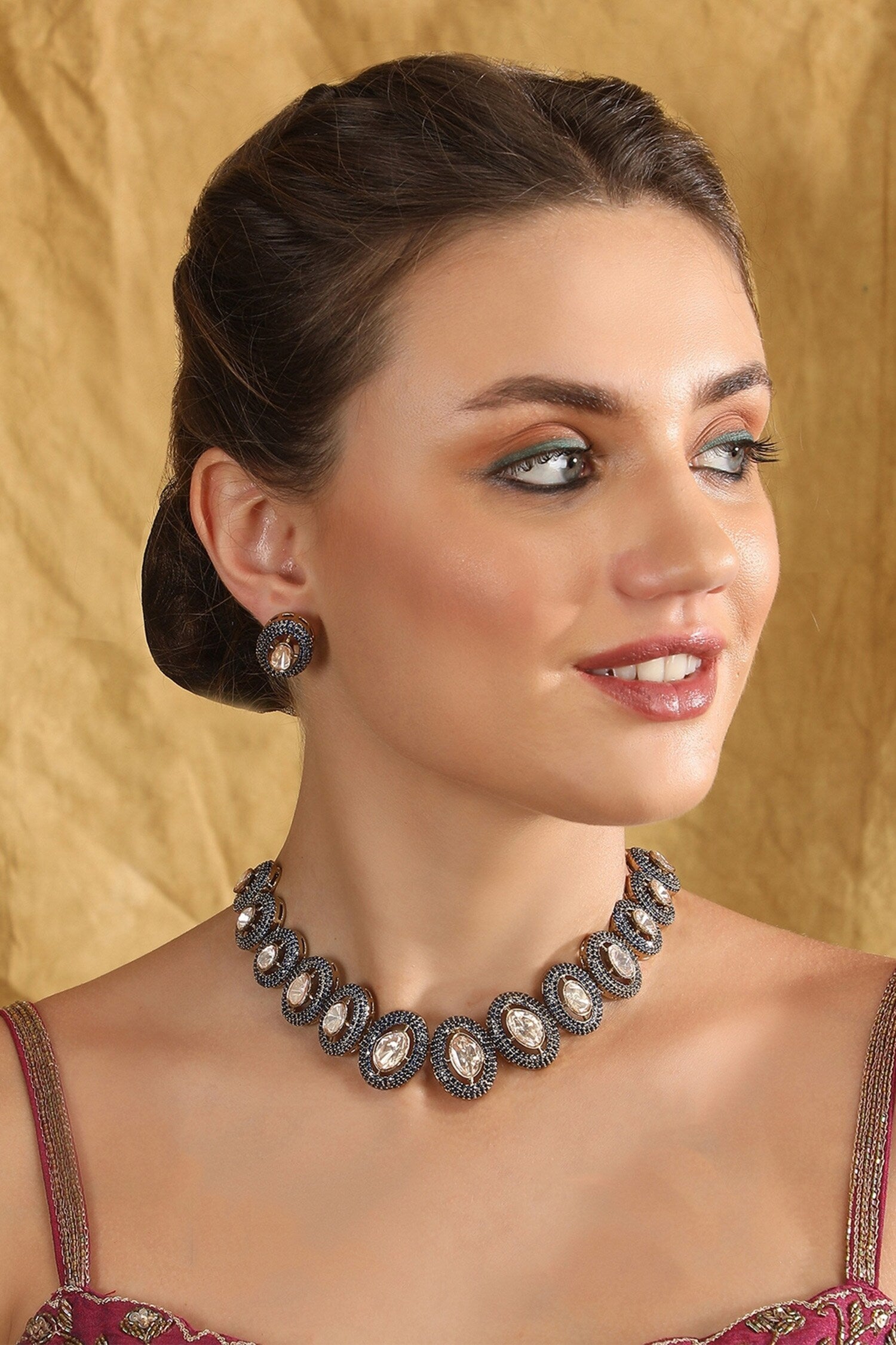 Stone Embellished Oval Necklace Set 