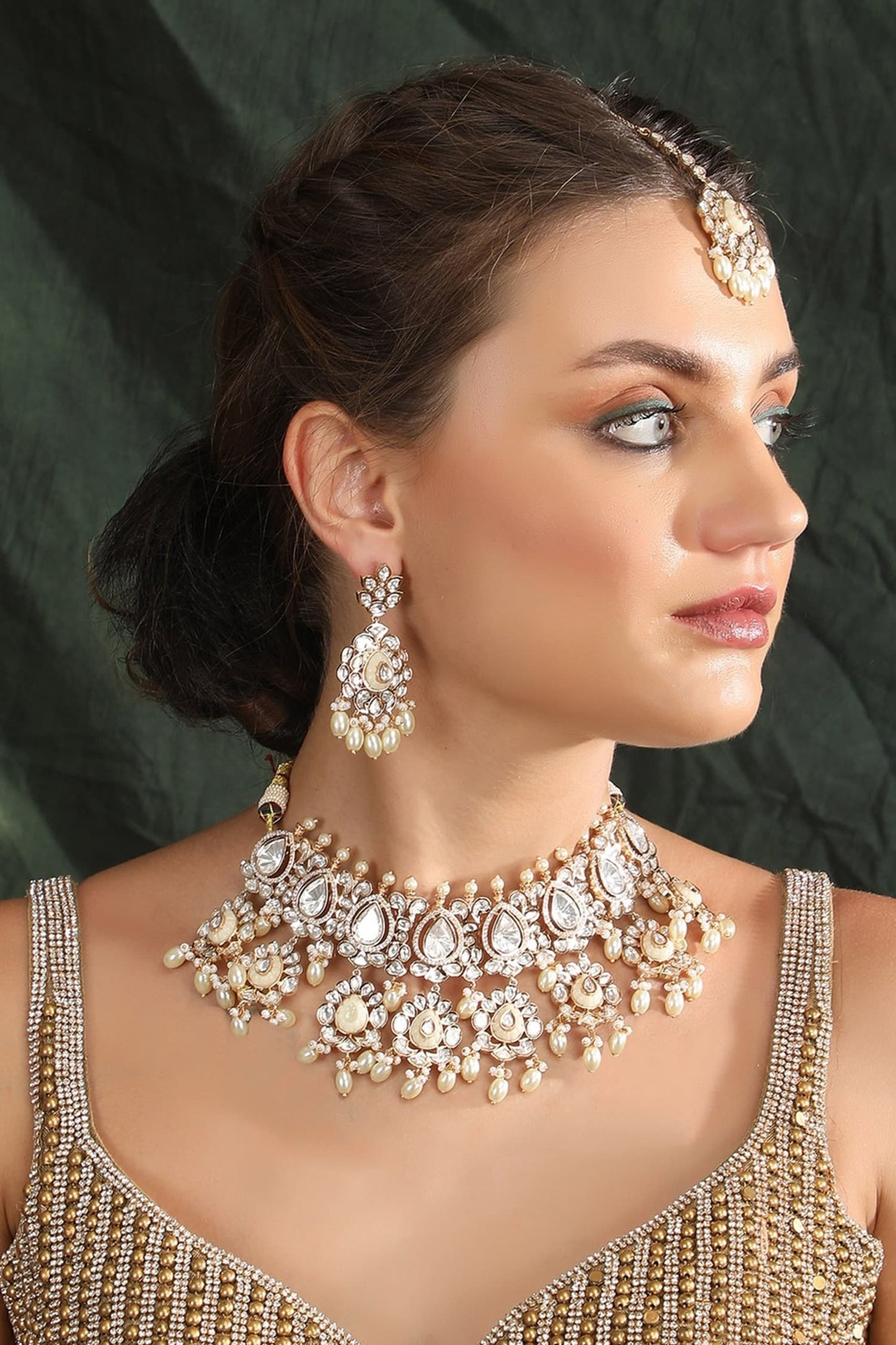 Crystal Studded Drop Pattern Choker Set 