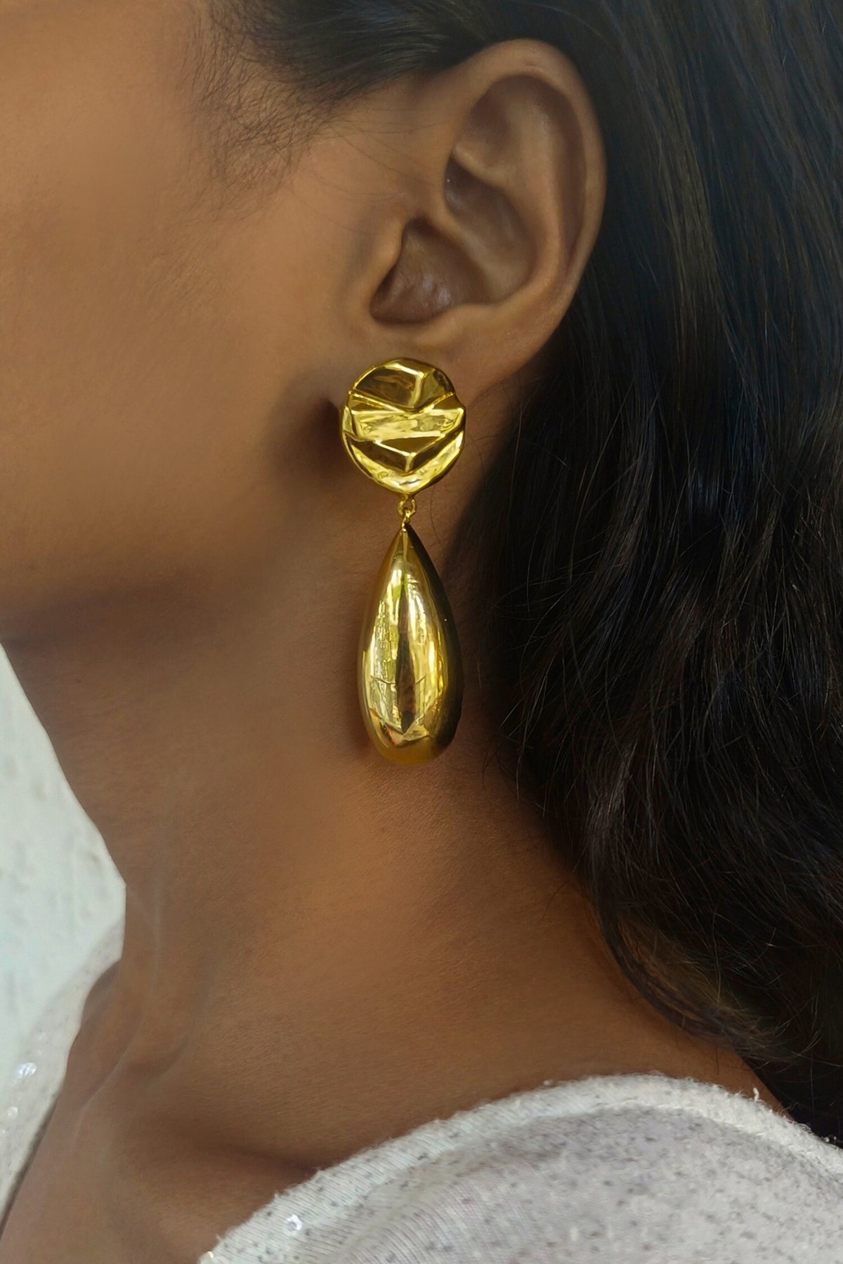 Amore Textured Danglers 
