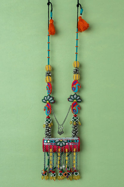 Mathakuut Cylindrical Pendant Necklace 