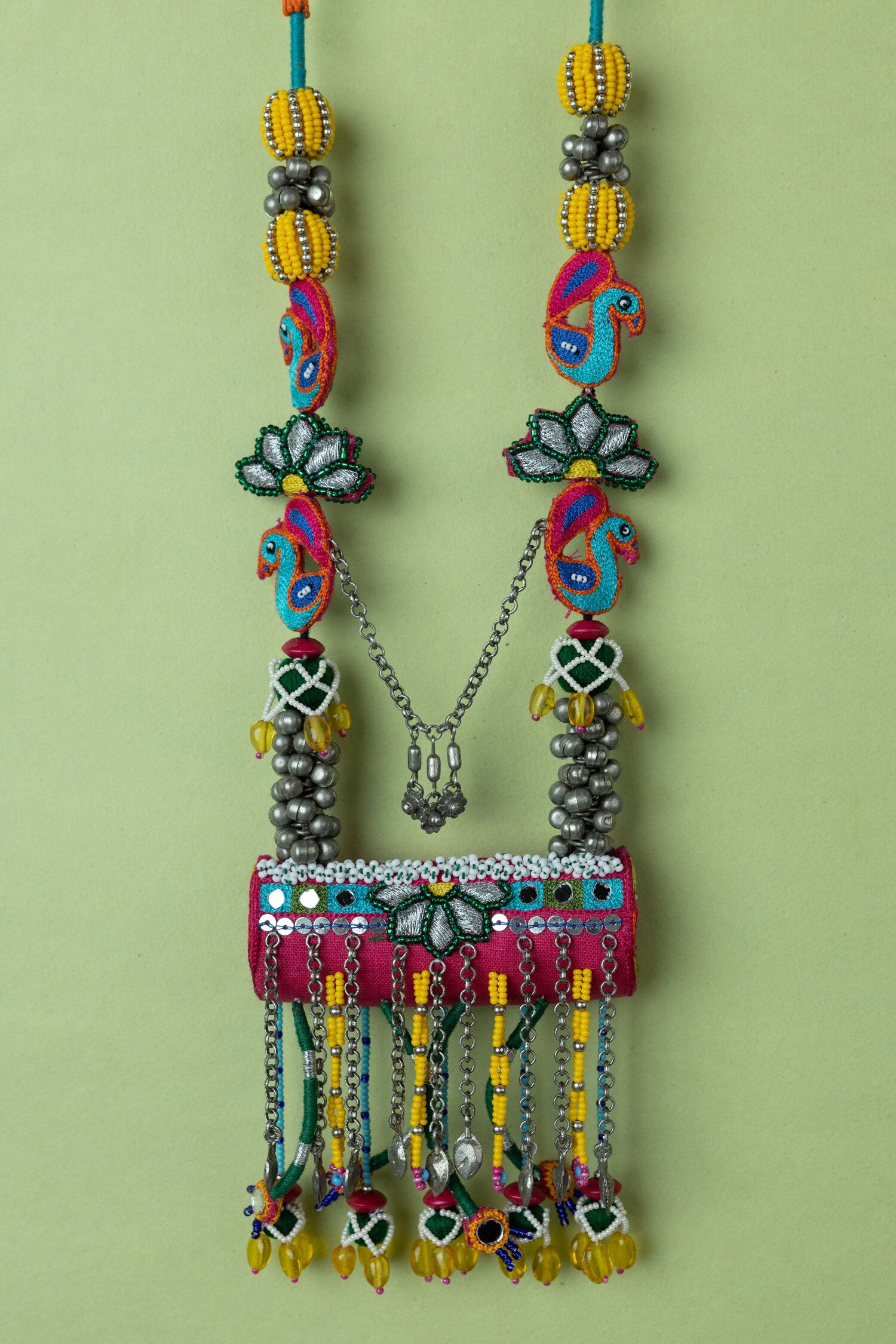 Mathakuut Cylindrical Pendant Necklace 