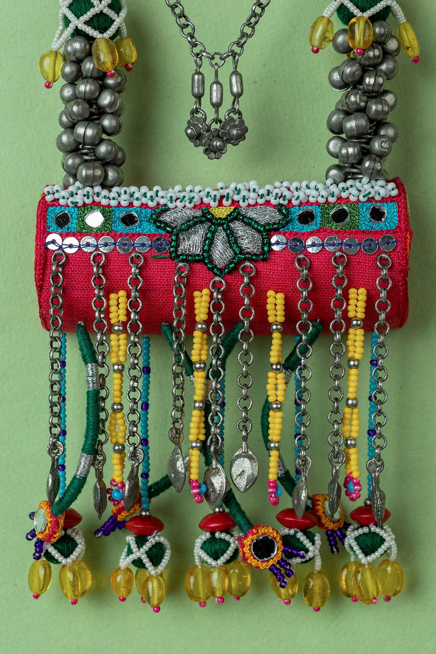 Mathakuut Cylindrical Pendant Necklace 