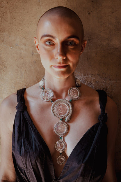 Palatial Quartz Serpentine Long Necklace 