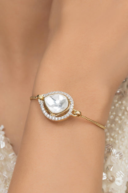 Rafia Tear Drop Shaped Bracelet 