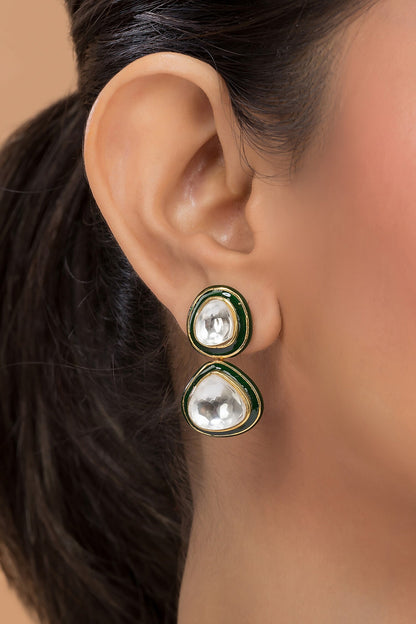 Aaravi Kundan Embellished Earrings 