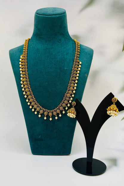 Heritage Bliss Stone Studded Necklace Set 