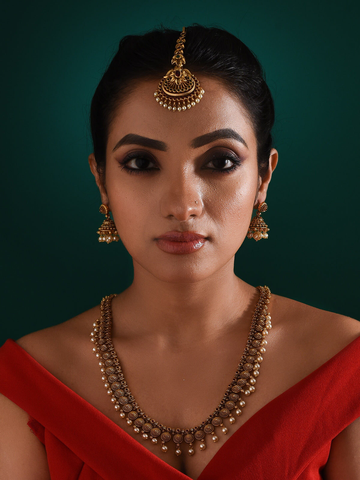 Heritage Bliss Stone Studded Necklace Set 