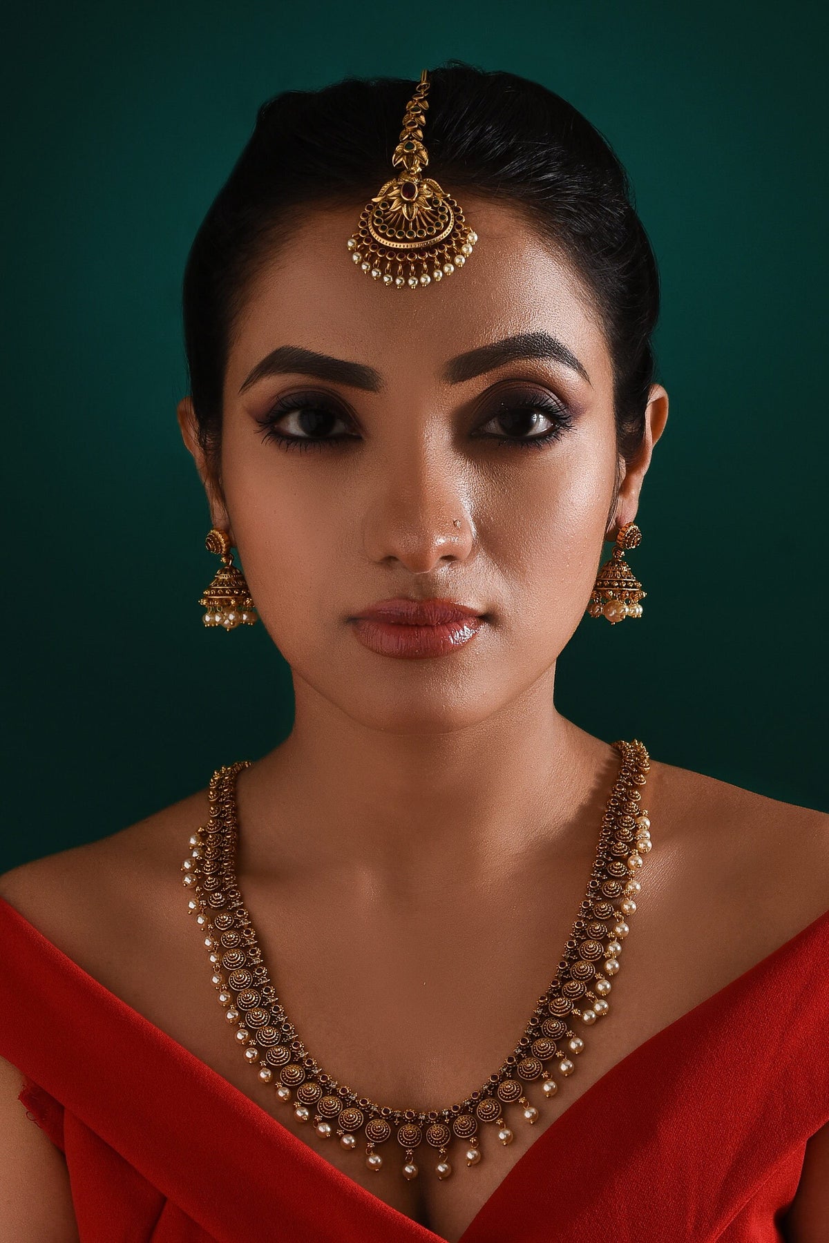 Heritage Bliss Stone Studded Necklace Set 