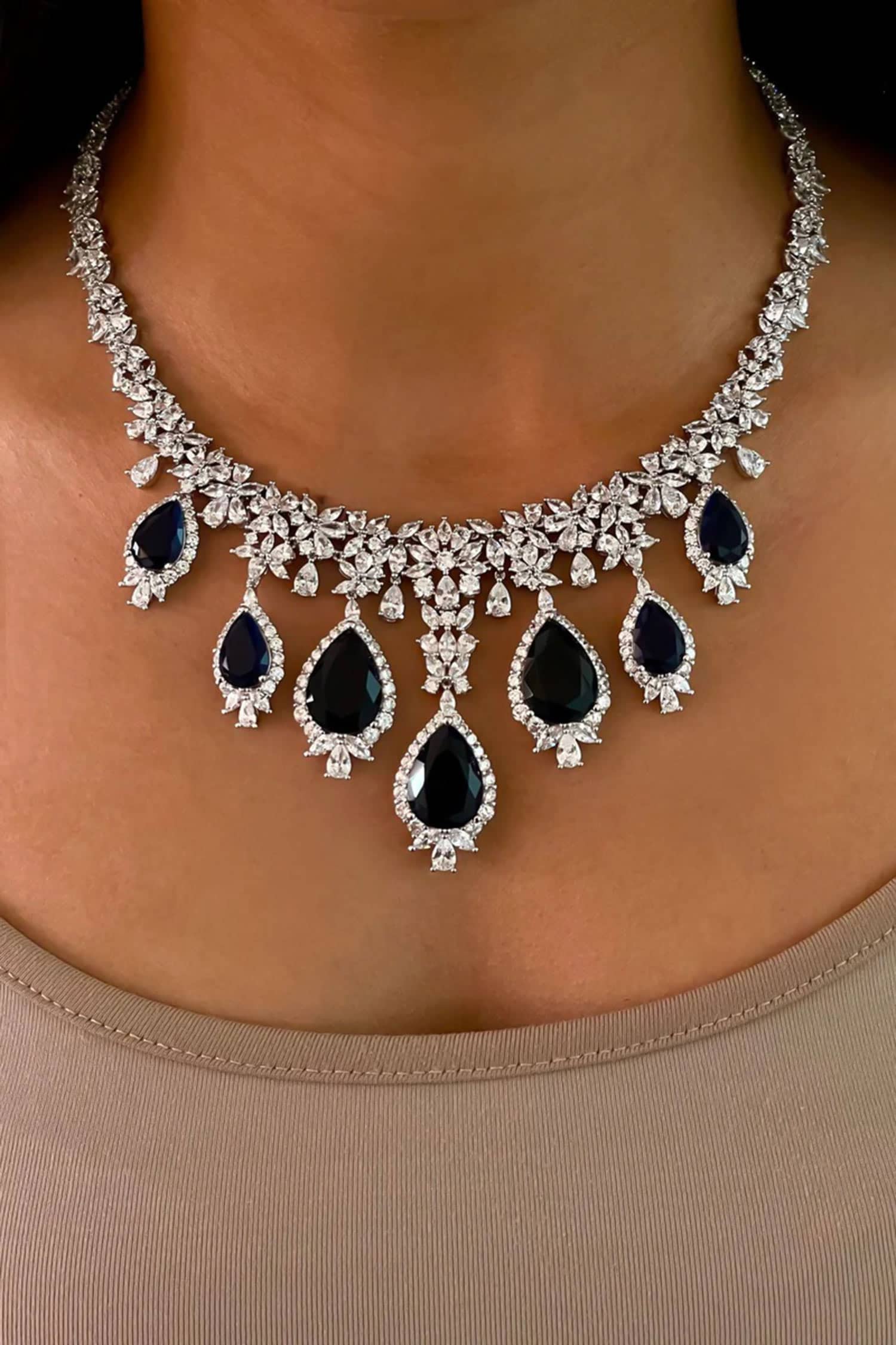 Drop Sapphire Dimonte Necklace Set 