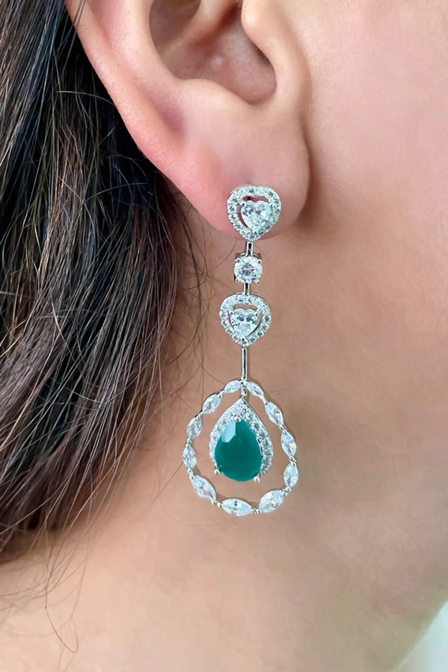 Layered Stone Embellished Tear Drop Necklace Set 