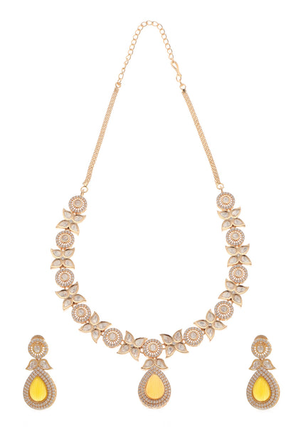 Floret Carved Pendant Necklace Set 