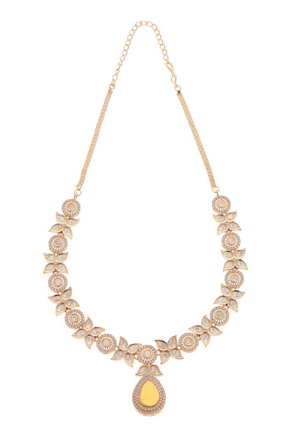 Floret Carved Pendant Necklace Set 