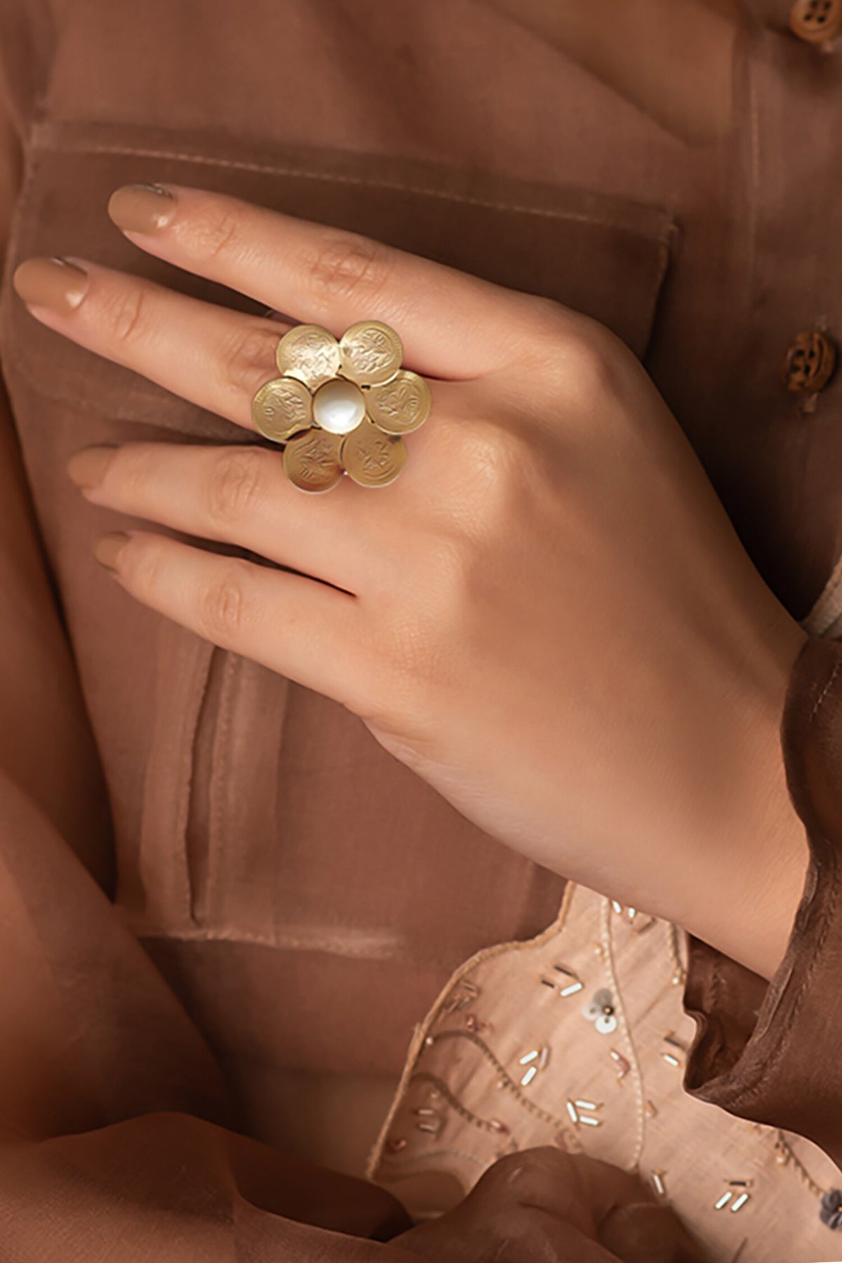Primrose Carved Ring 