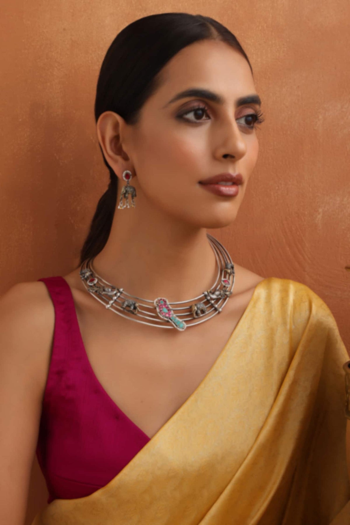 Carved Tribal Bird Embellished Necklace Set 