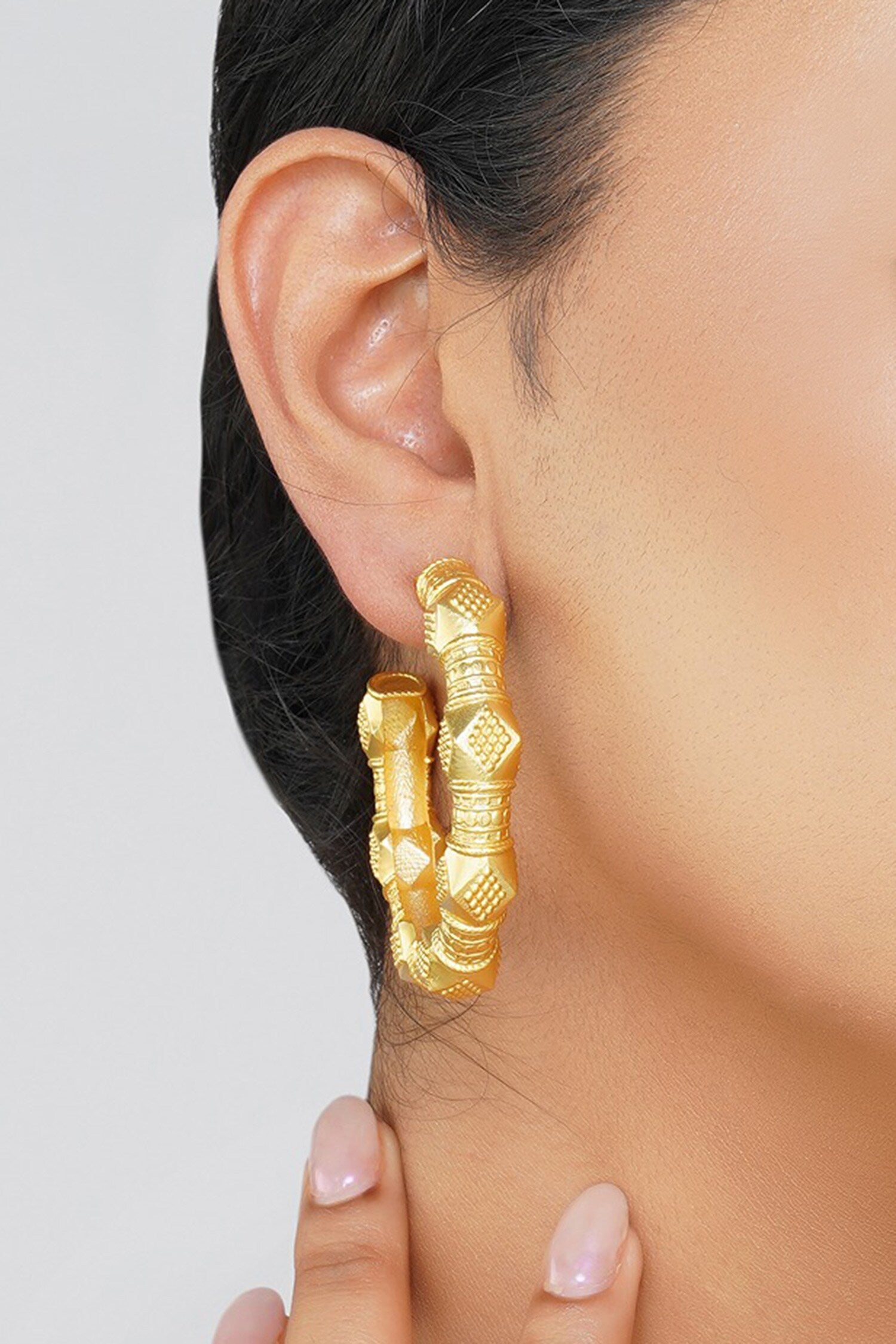 Glory of the East Hoop Earrings 