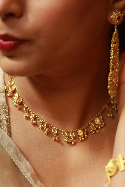 Sacred Splendour Floral Necklace 
