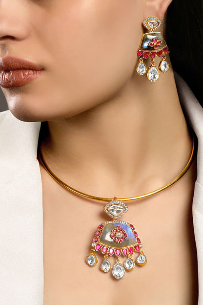 Glory Bloom Embellished Hasli Necklace Set 