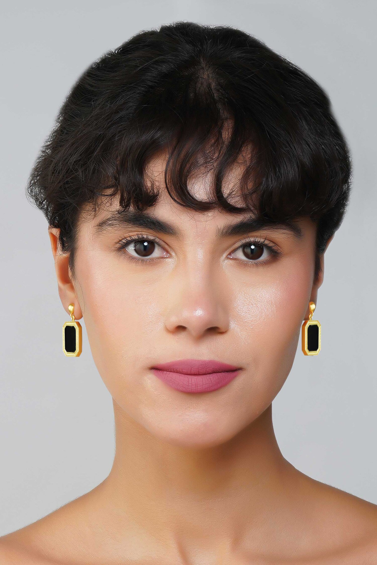 Revitalise Onyx Earrings 