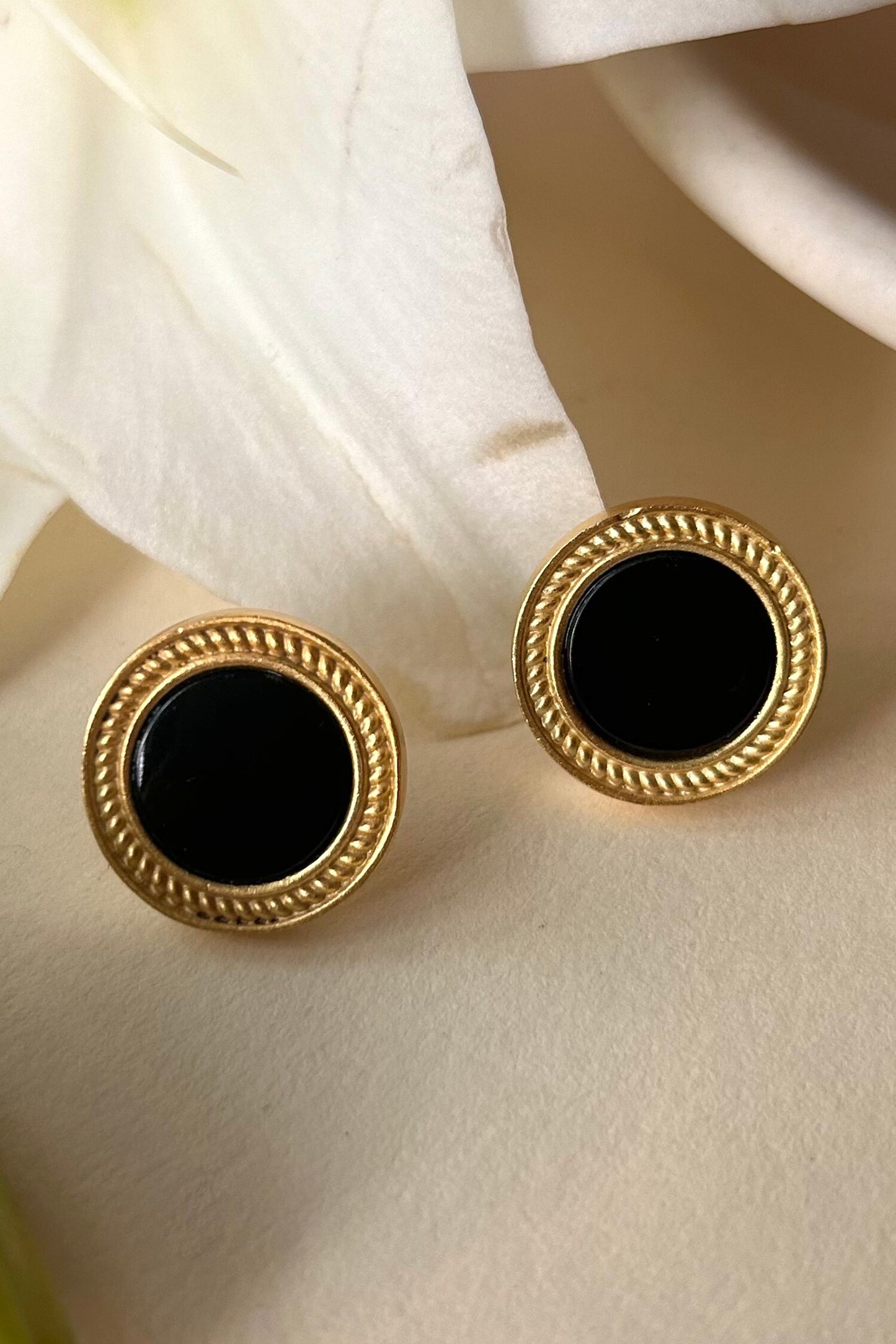 Tranquil Life Onyx Stud Earrings 