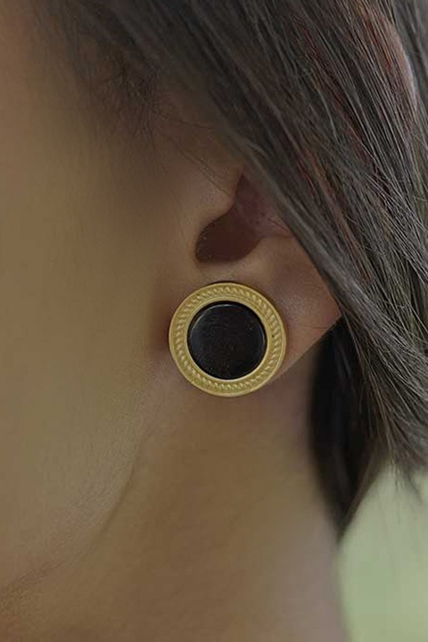 Tranquil Life Onyx Stud Earrings 