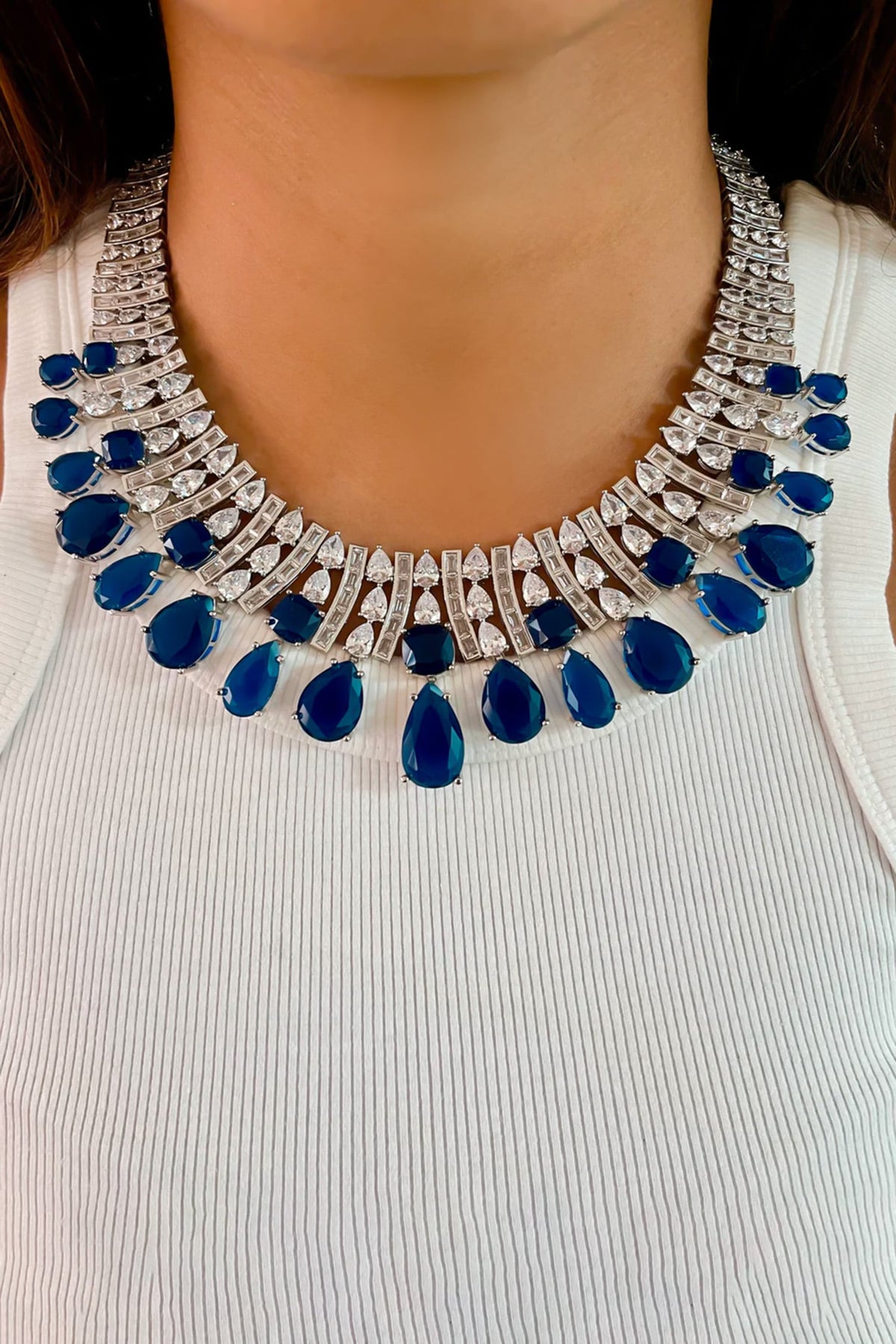 Magnolia Sapphire Stone Embellished Necklace Set 