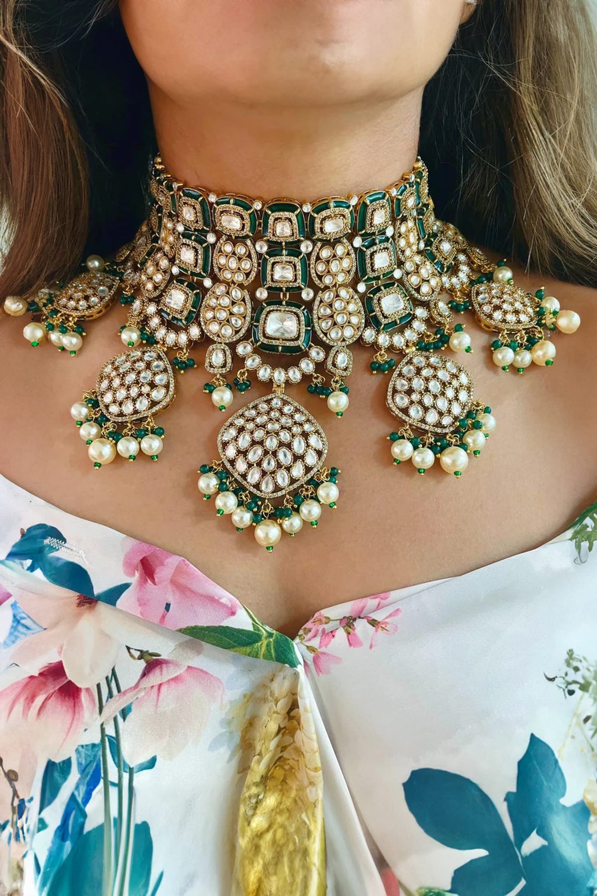 Kundan Embellished Necklace Set 