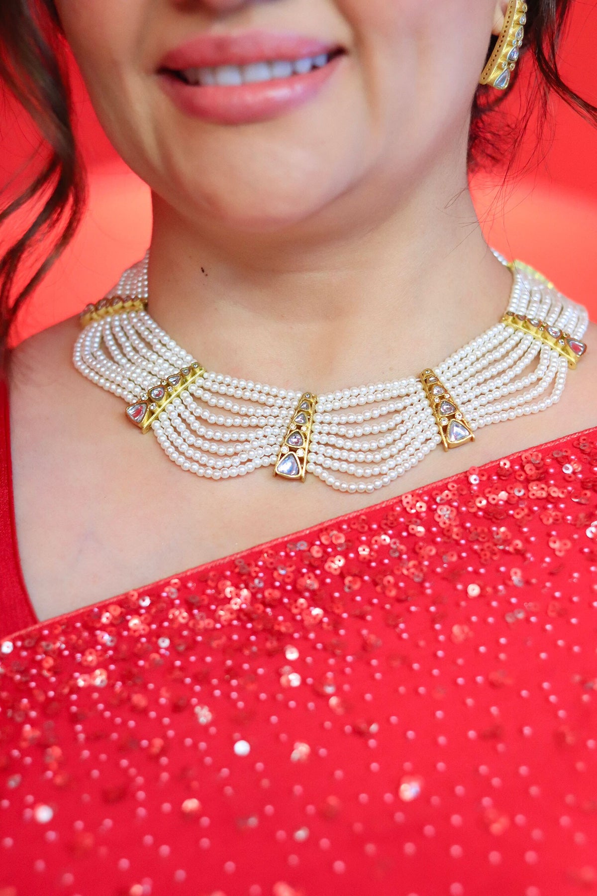 Stone Studded Pearl Scallop Choker Set 