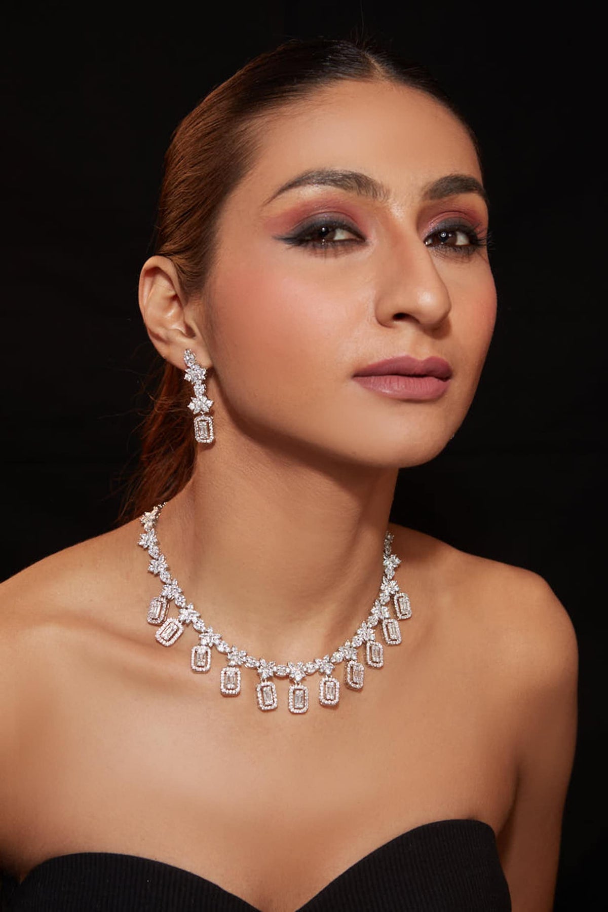 Floral Strone Drop Necklace Set 