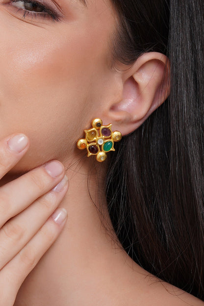 Geometric Carved Stud Earrings 