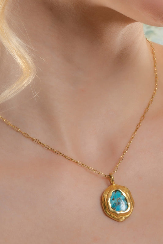 Mineral Chunk Embellished Pendant Necklace 