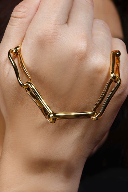 Sculpted Clip Bracelet 
