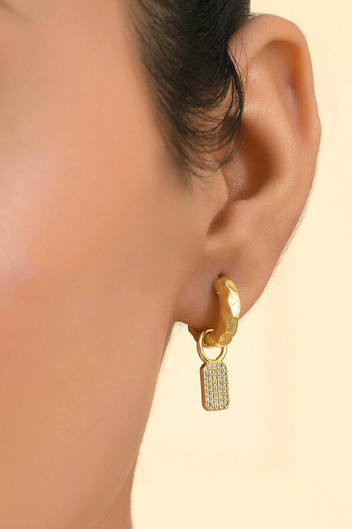 Crystal Embelished Bullion Finery Charm 