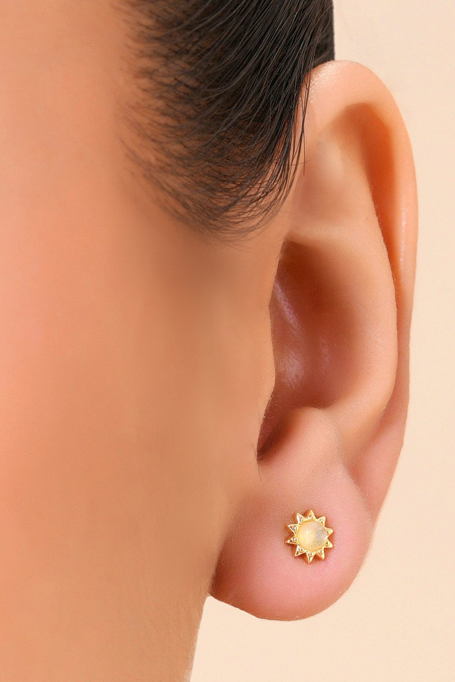 Mystical Labradorite Studs 