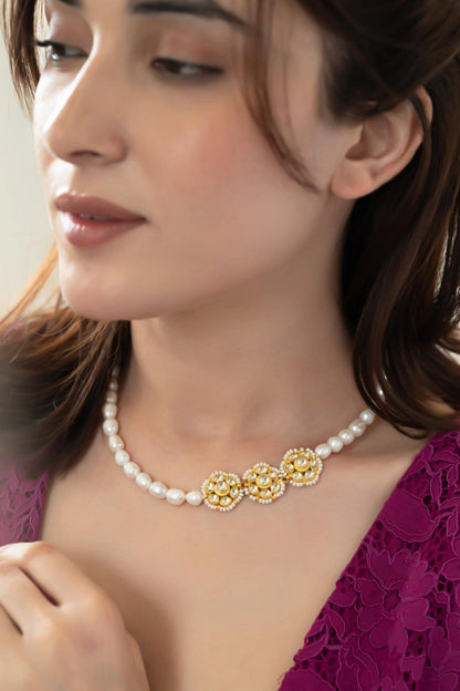 Kundan & Pearl Embellished Pendant Necklace 