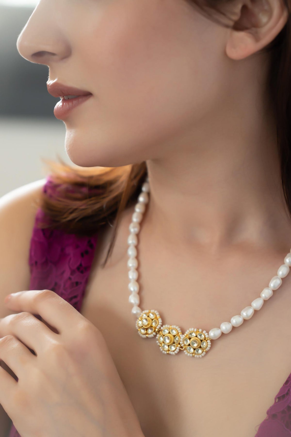 Kundan & Pearl Embellished Pendant Necklace 