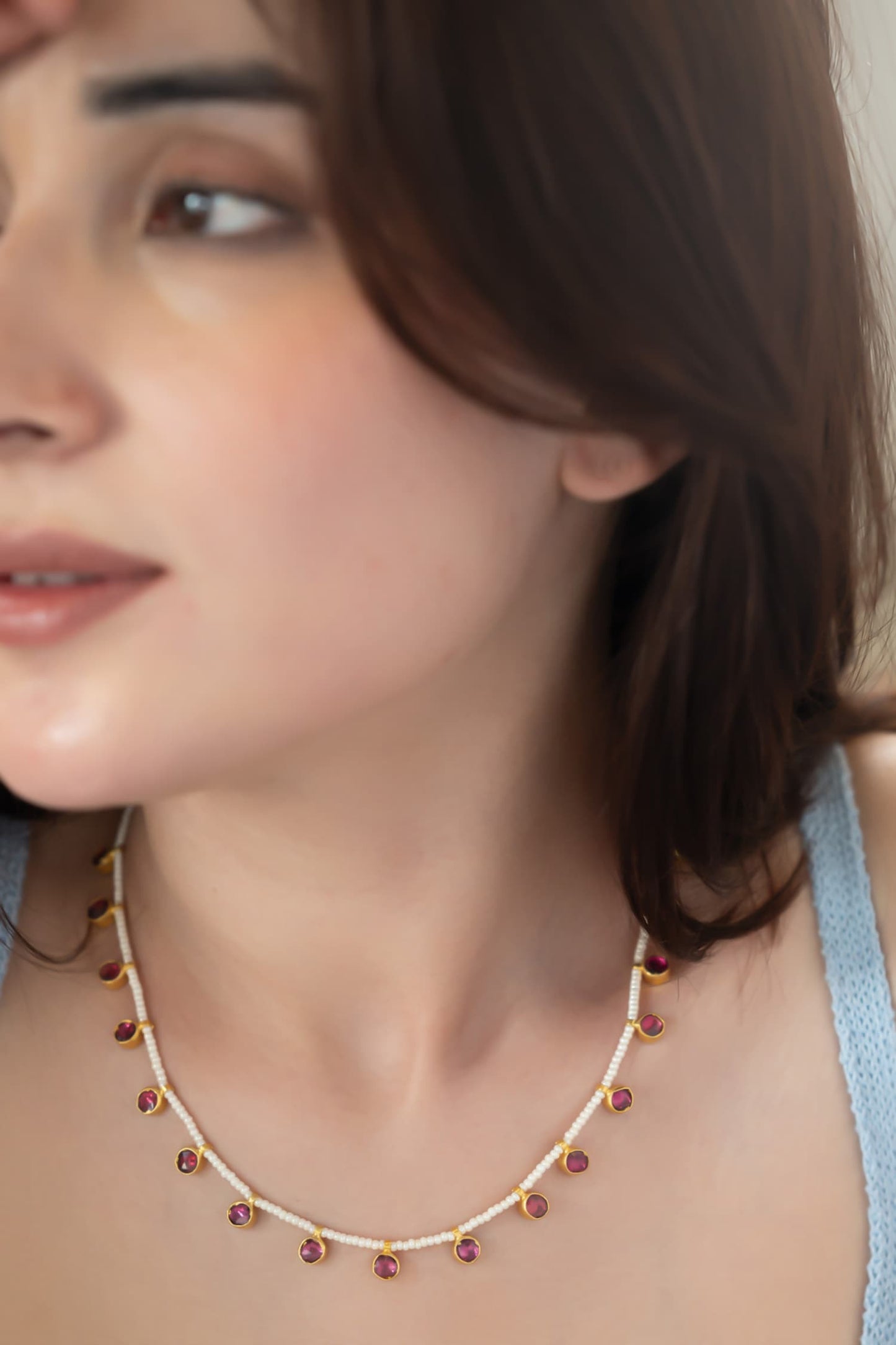 Pearl Embellished Necklace 
