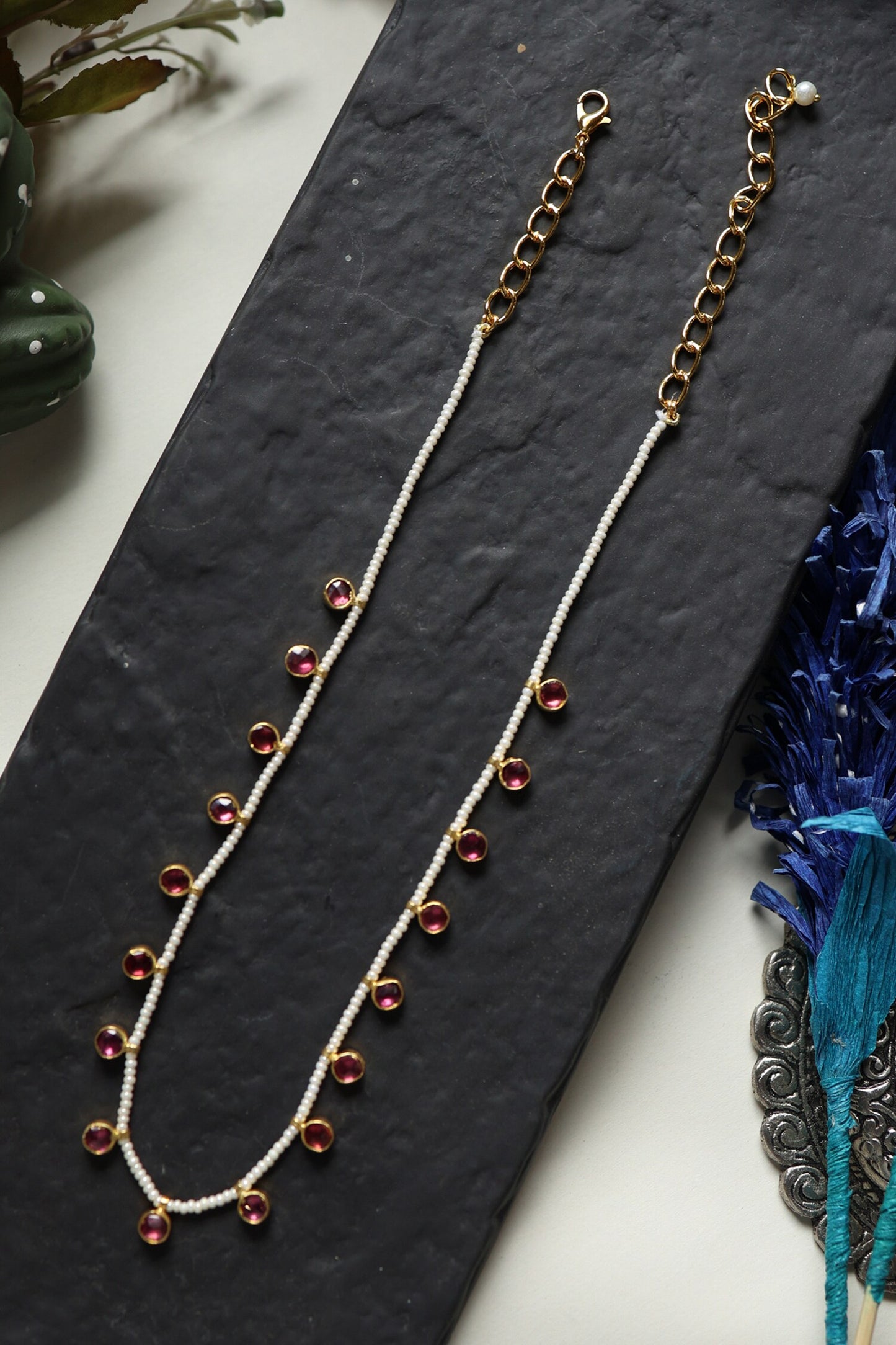 Pearl Embellished Necklace 
