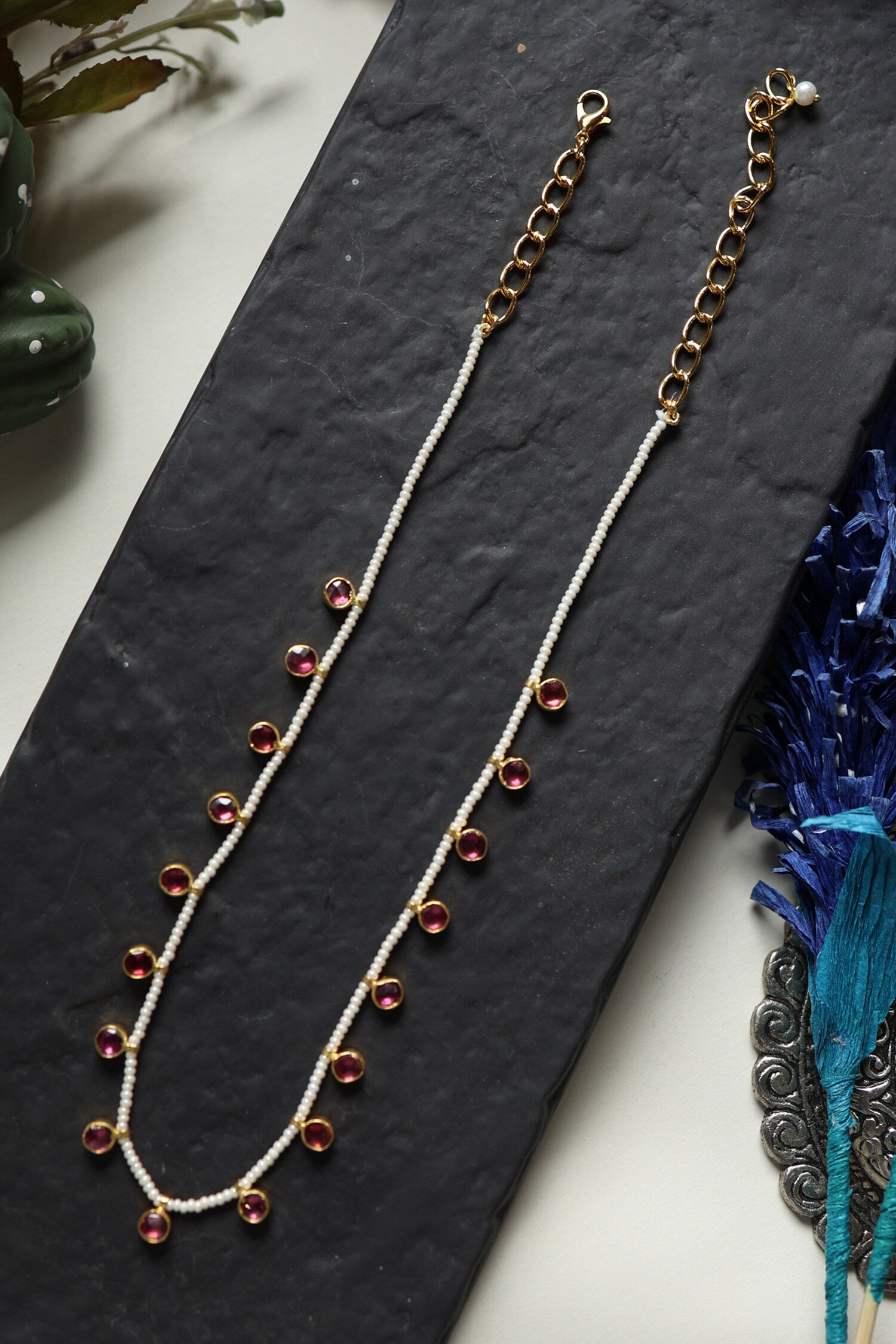 Pearl Embellished Necklace 