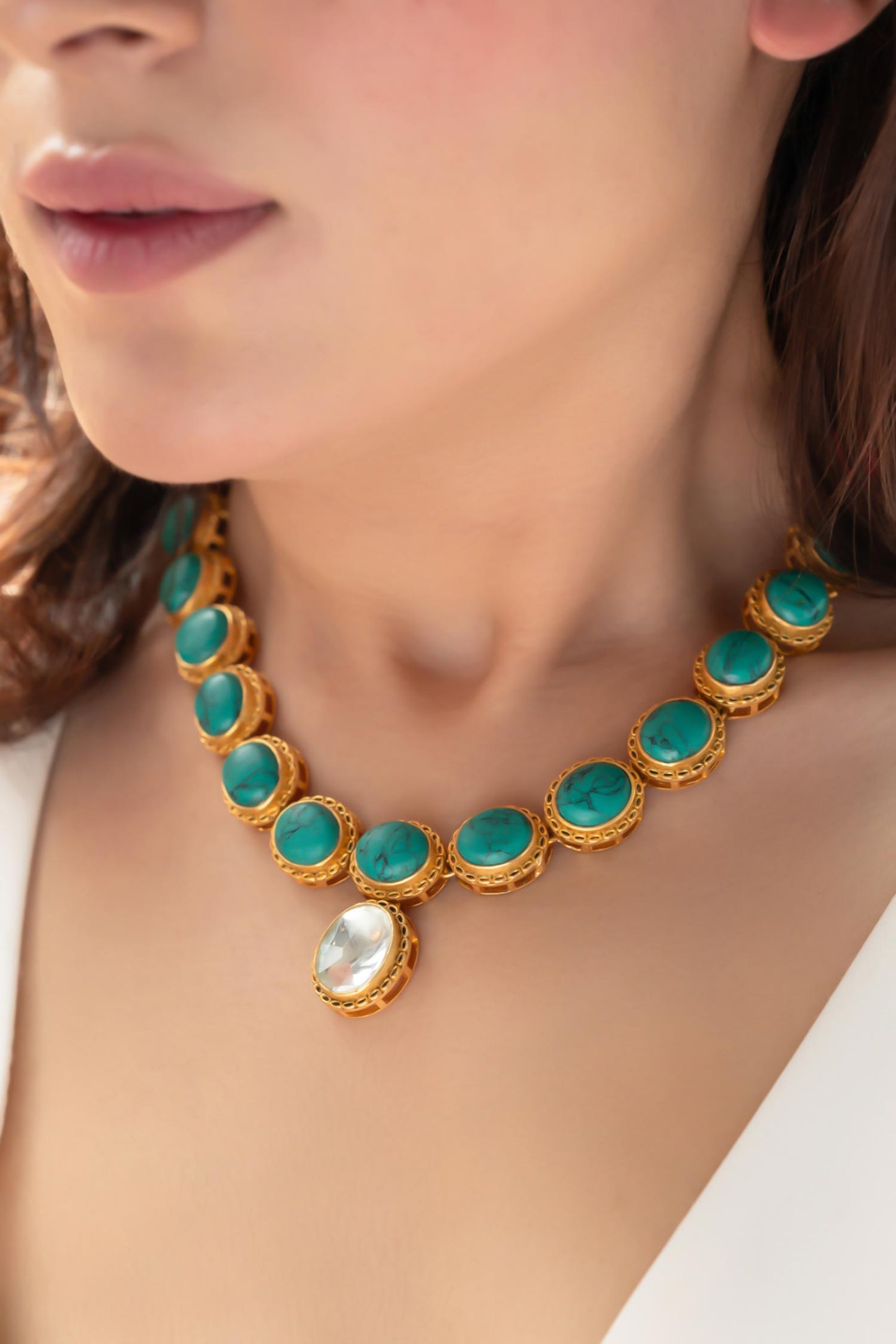 Stone Studded Pendant Necklace Set 
