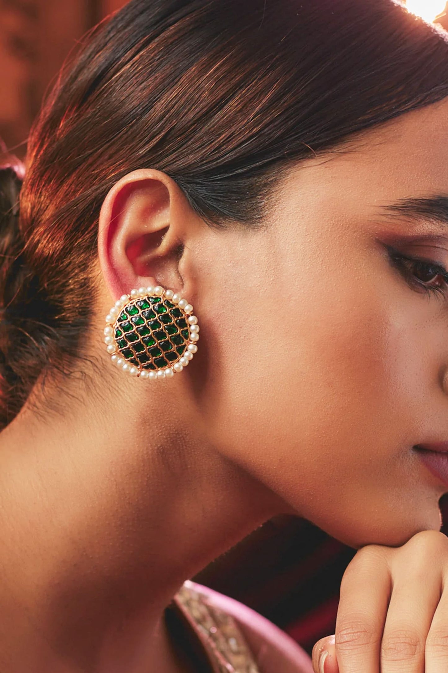 Contrast Kundan Stone Embellished Studs 
