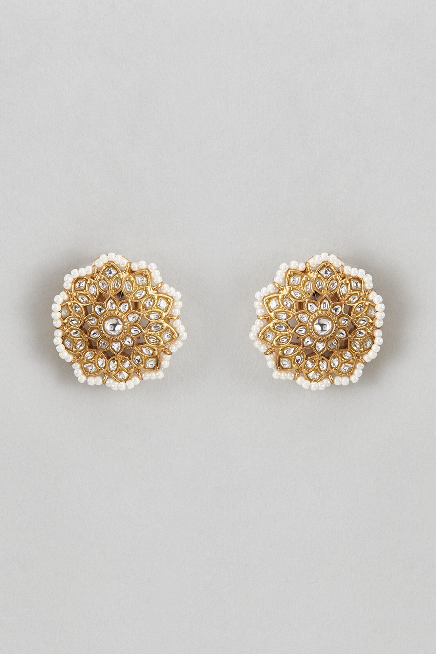 Flower Carved Kundan Studs 