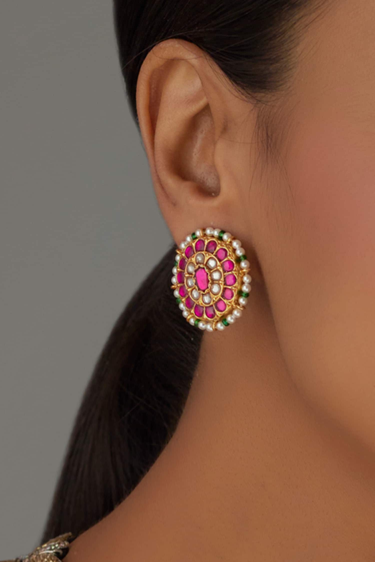 Kundan Carved Studs 