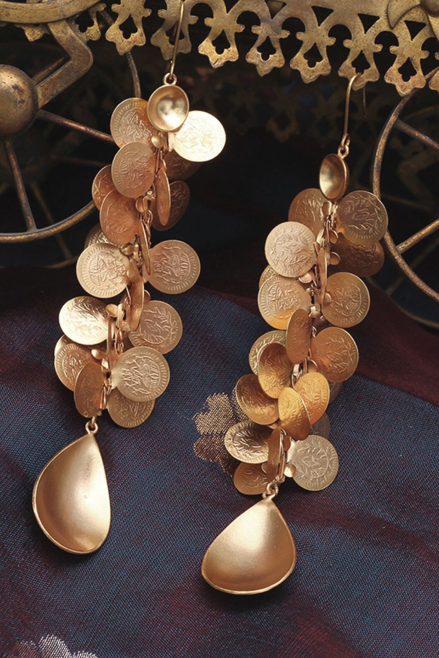 Kasu Coin Drop Earrings 