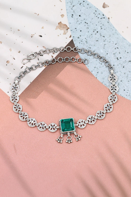 Emerald Majesty Embellished Necklace 