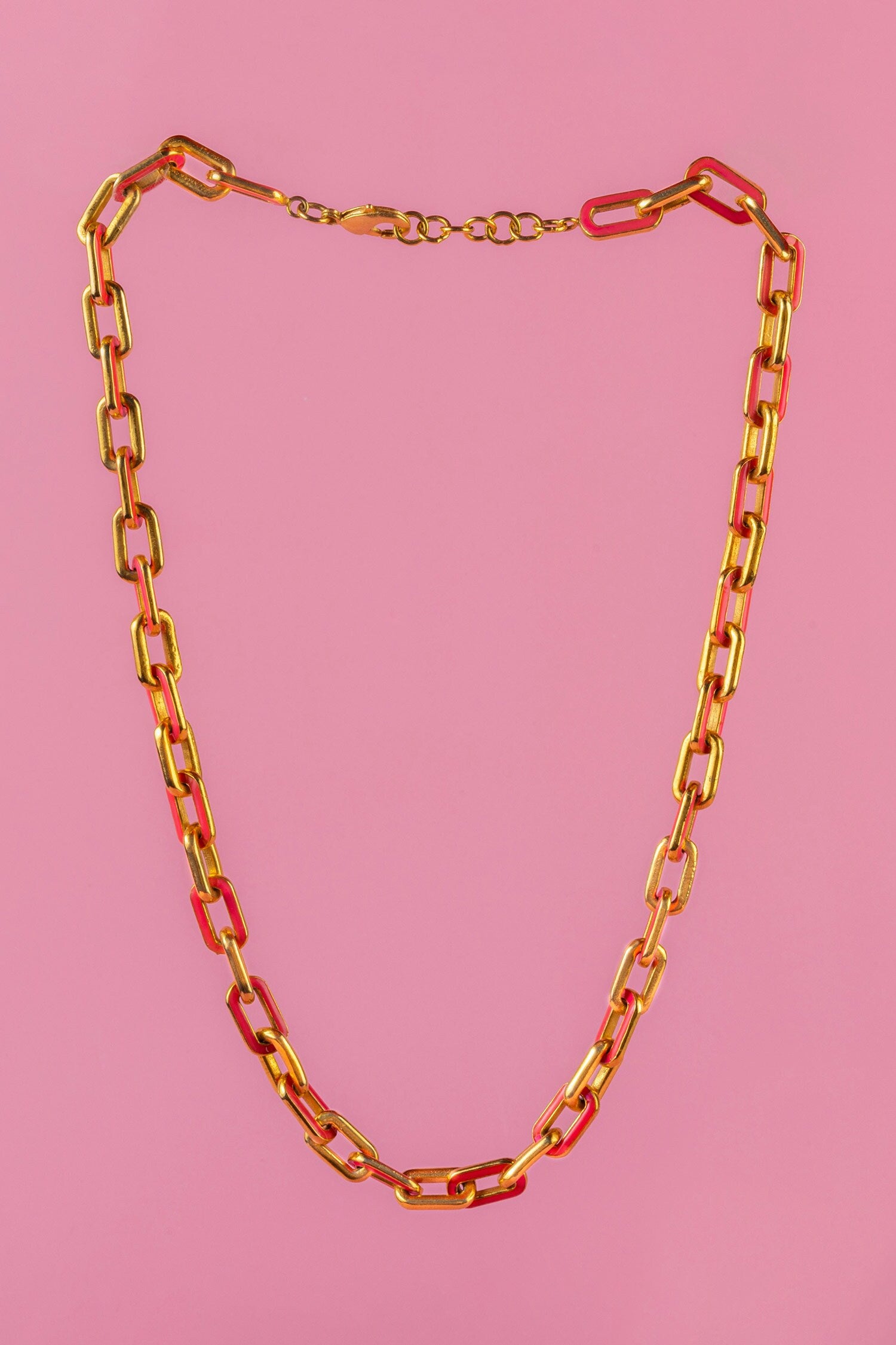 Enamelled Link Chain 