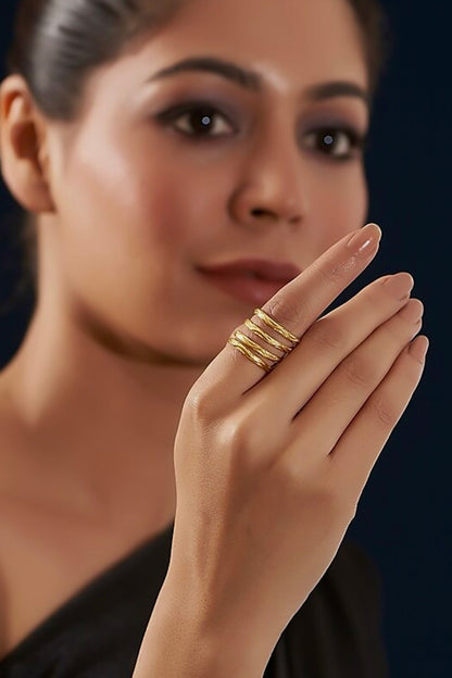 Spring Design Carved Ring 