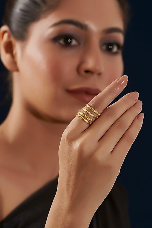 Spring Design Carved Ring 
