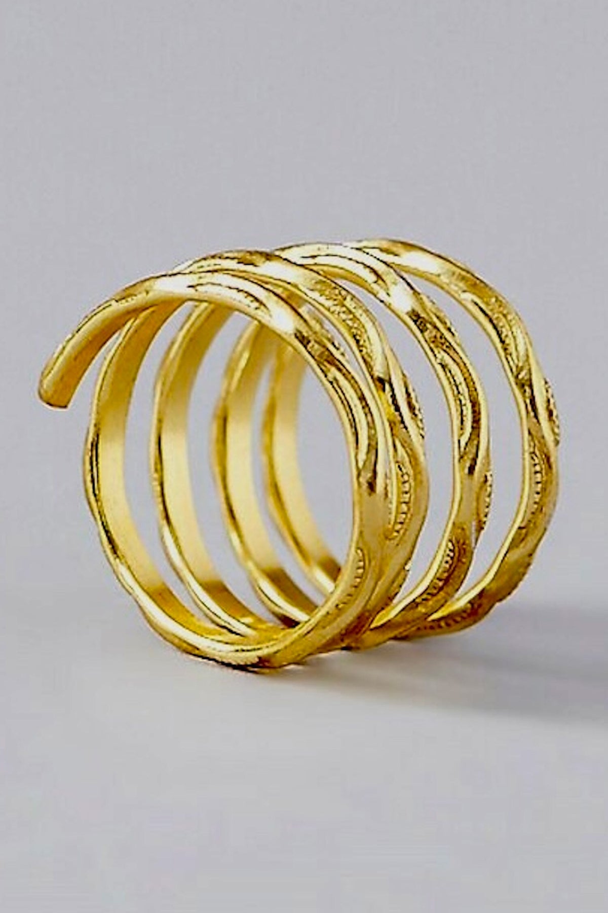 Spring Design Carved Ring 